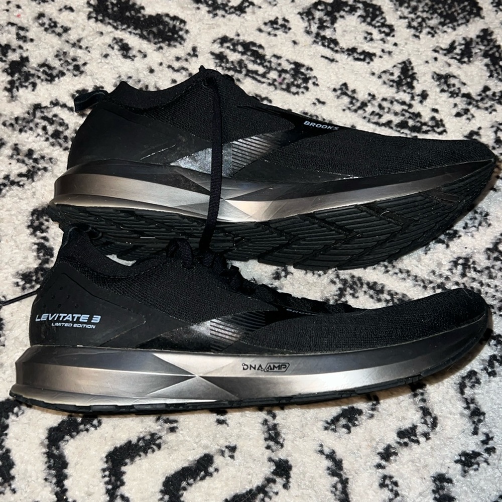 Brooks Levitate 3